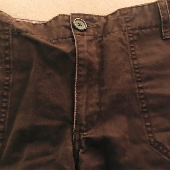 Old Navy Brown Distressed Shorts - Picture 5 of 8